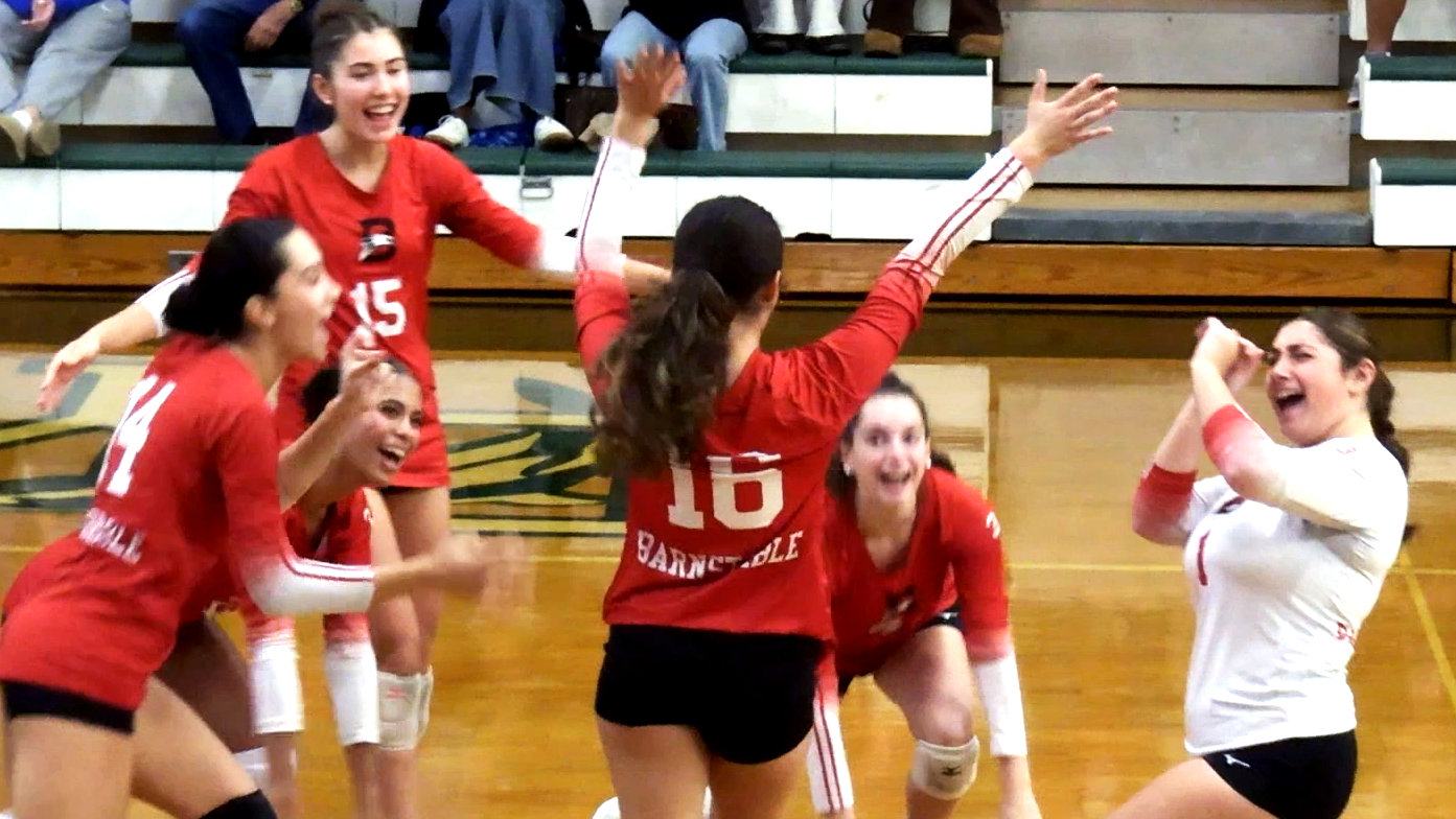 Barnstable Overpowers DY in Straight Sets